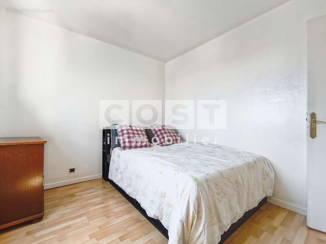 Appartement à COLOMBES