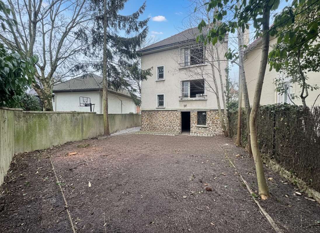 Maison à FONTENAY-SOUS-BOIS