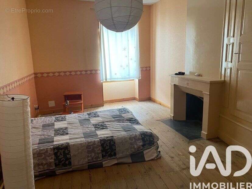 Maison 148 m² à Poissons  - photo 5