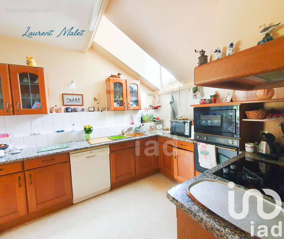 Maison 143 m² à Saint-Avertin  - photo 7
