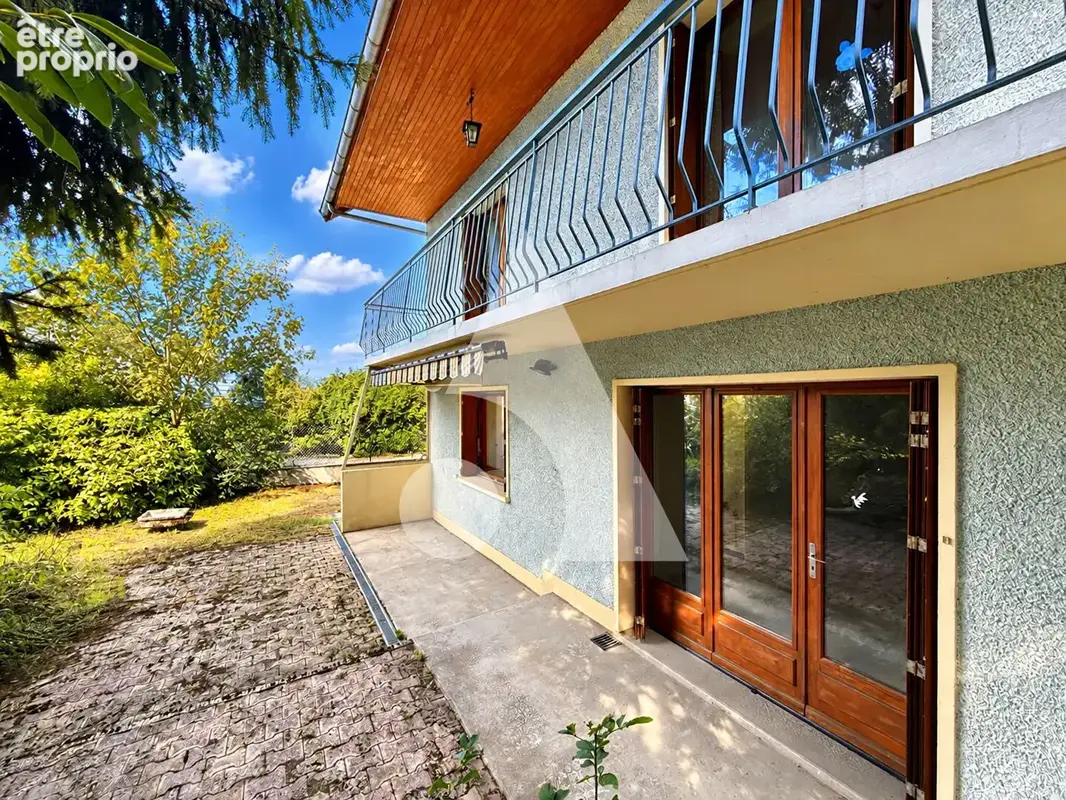 Maison à MOUXY