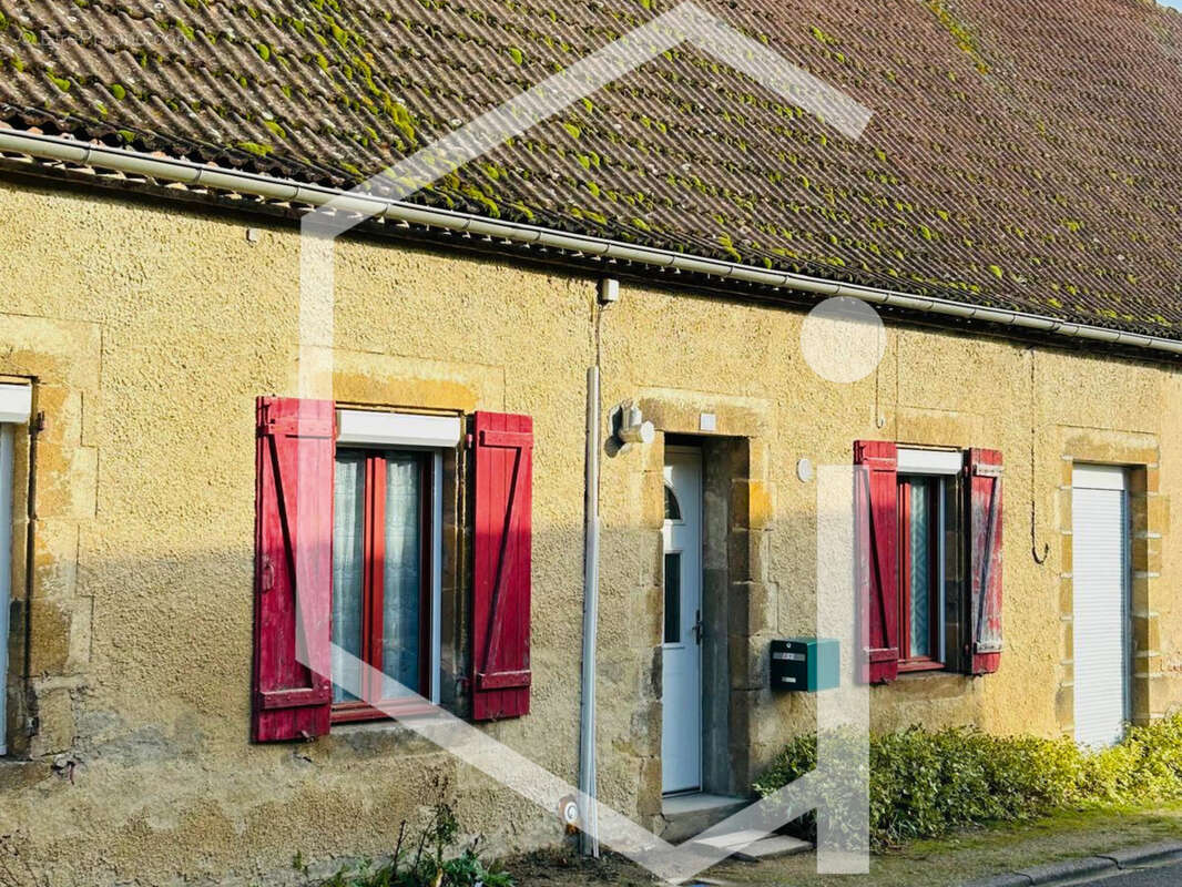 Appartement à SAINT-ENNEMOND