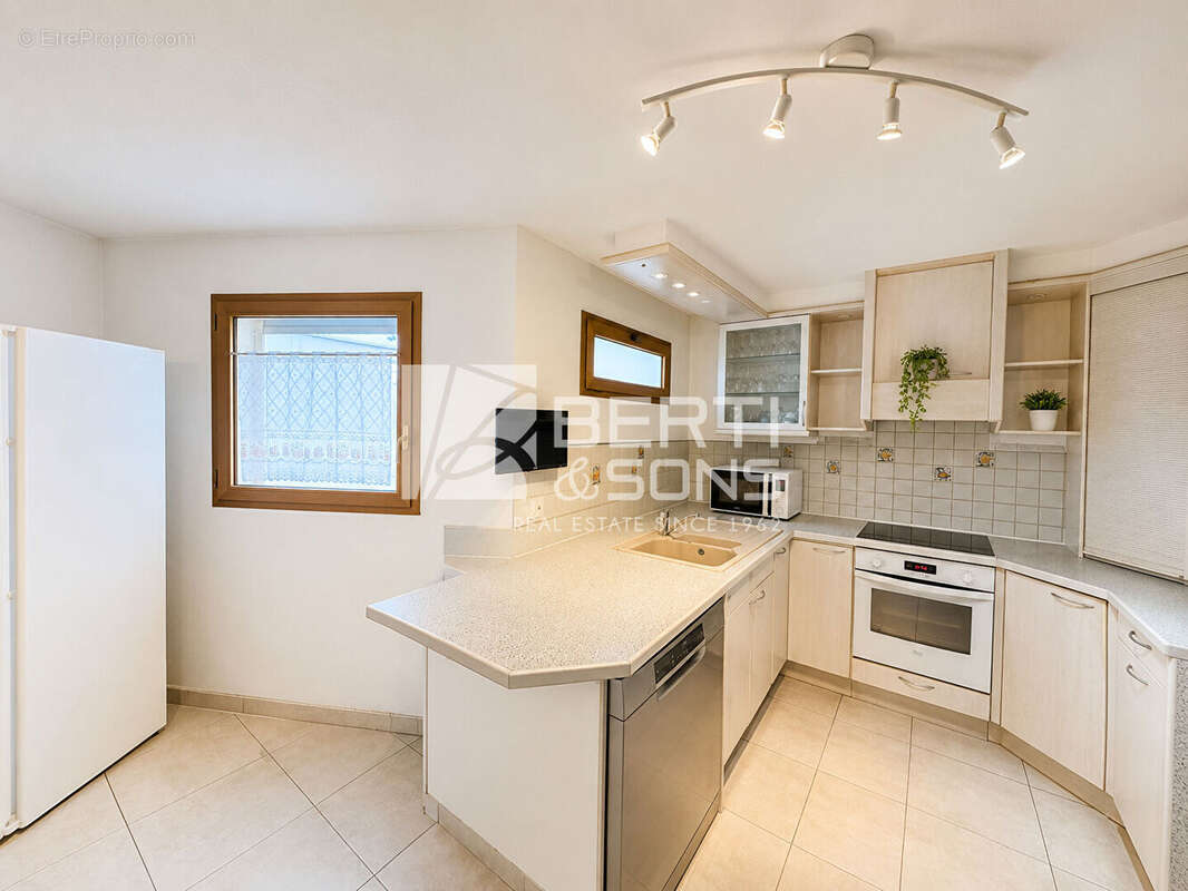Appartement à MANDELIEU-LA-NAPOULE