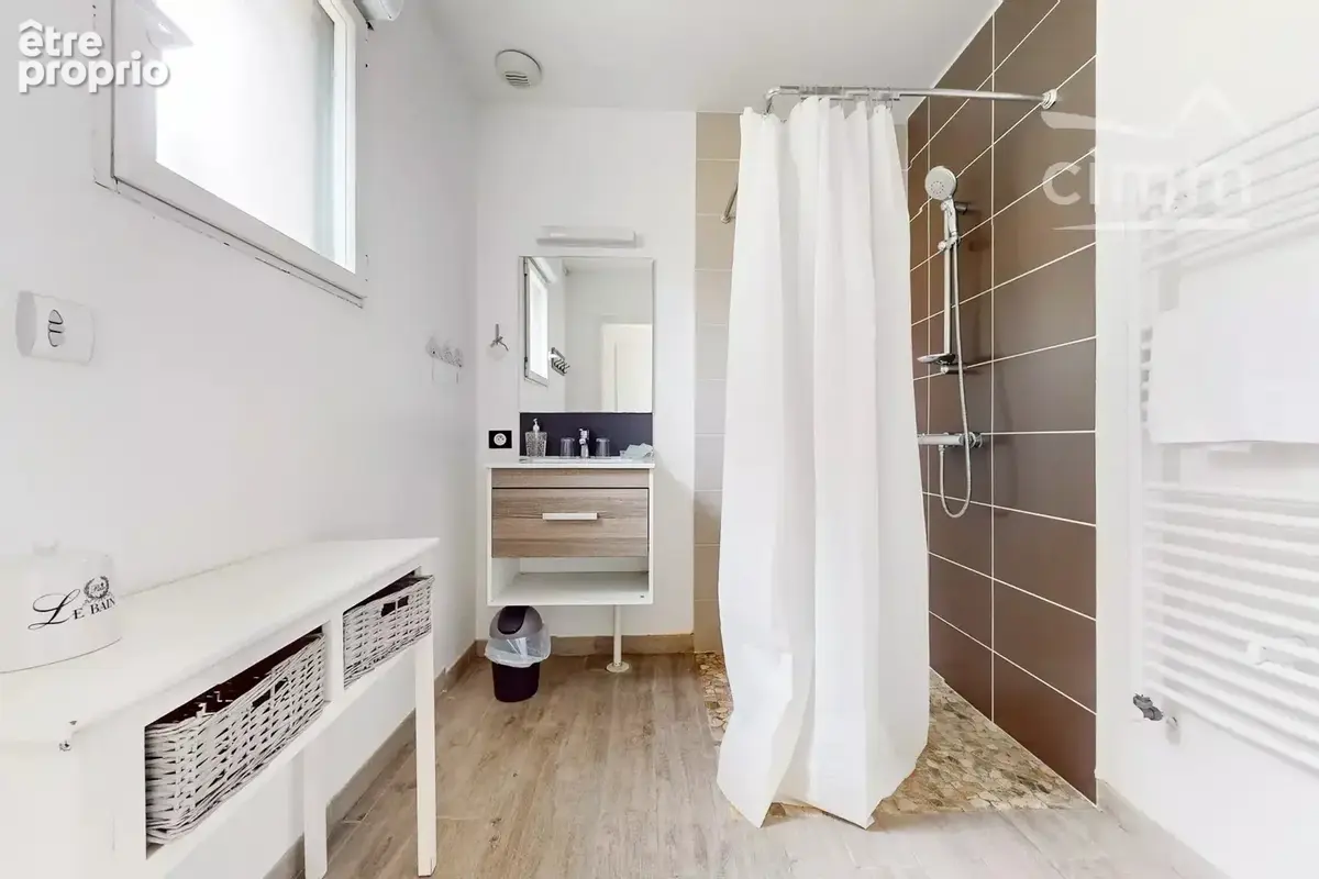 À vendre – Ensemble de chambres d’hôtes à Mer (Loir-et-Cher) - photo 6