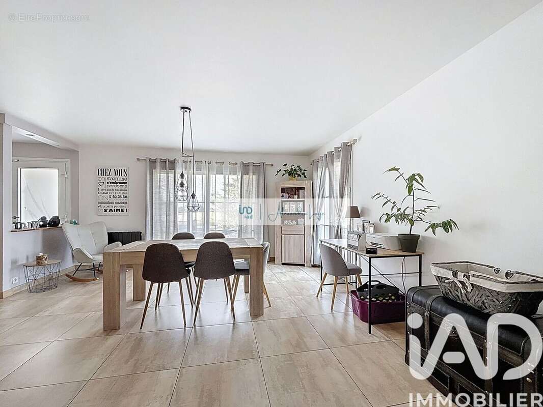 Photo 3 - Maison à LA HOUSSAYE-EN-BRIE