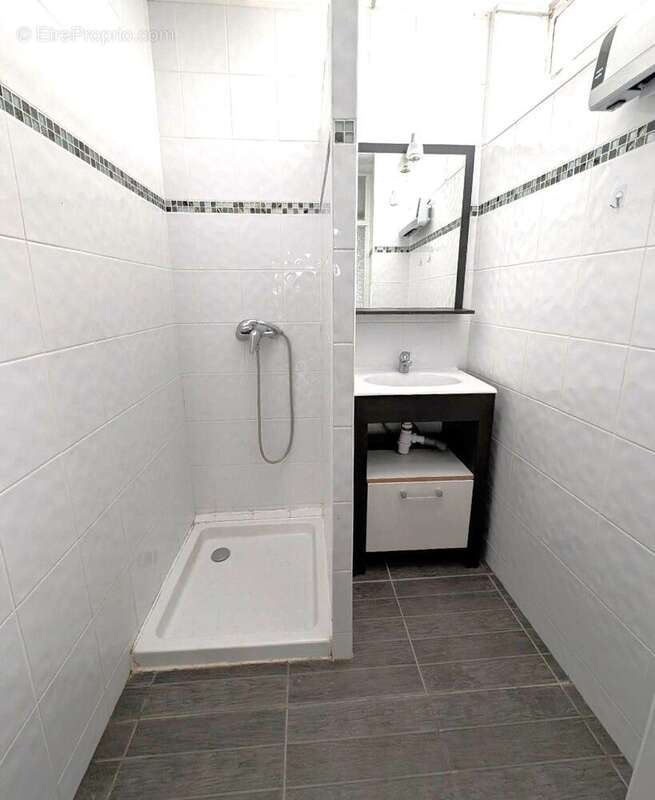 Appartement à PARIS-19E