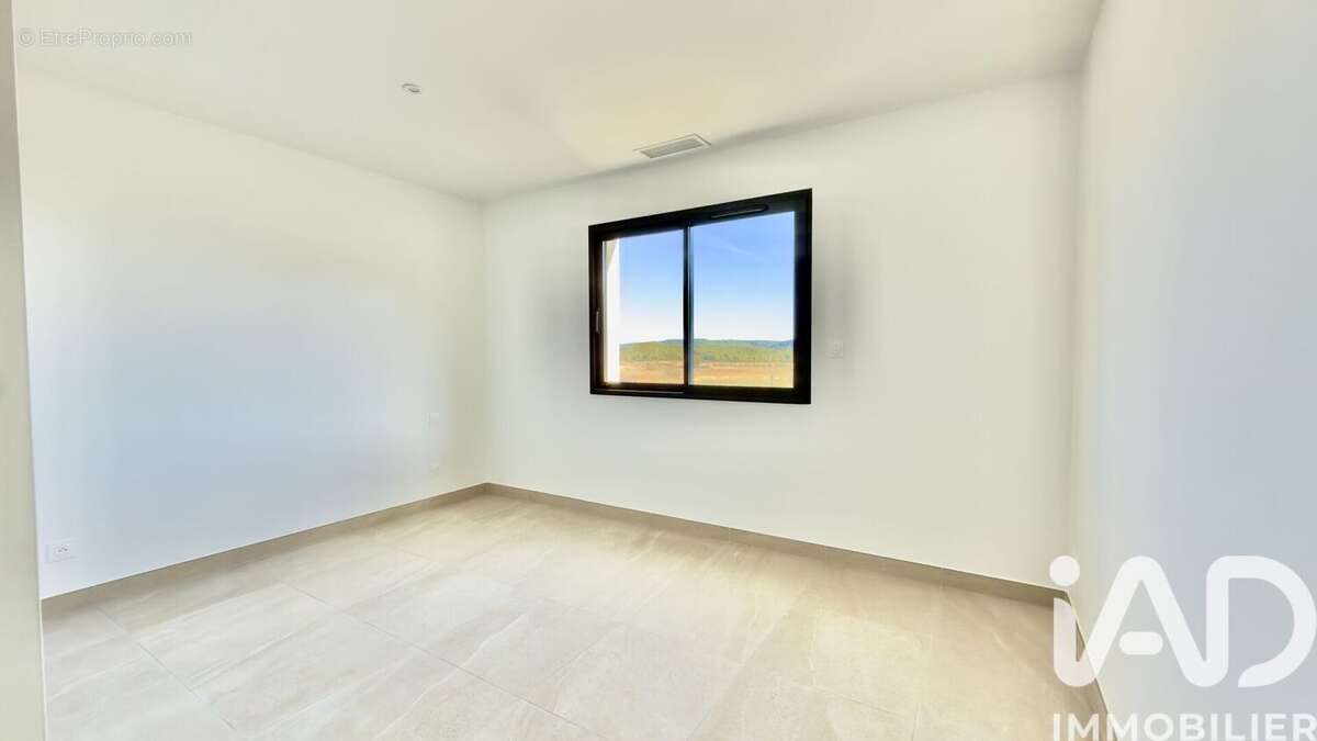 Photo 9 - Maison à THEZAN-DES-CORBIERES