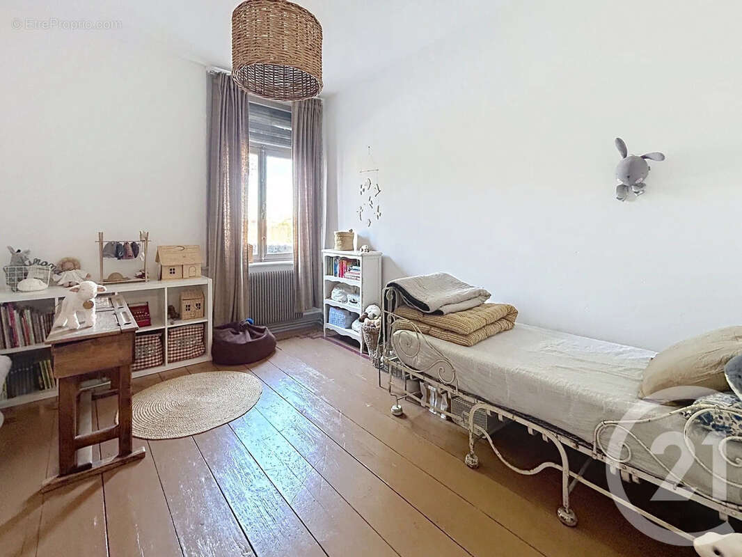 Maison 215 m² à Tourcoing  - photo 10