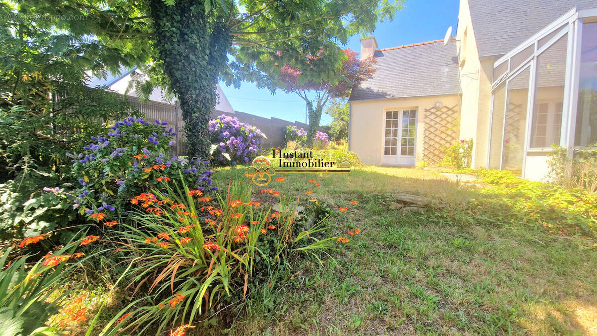 Maison à PLOUGASNOU