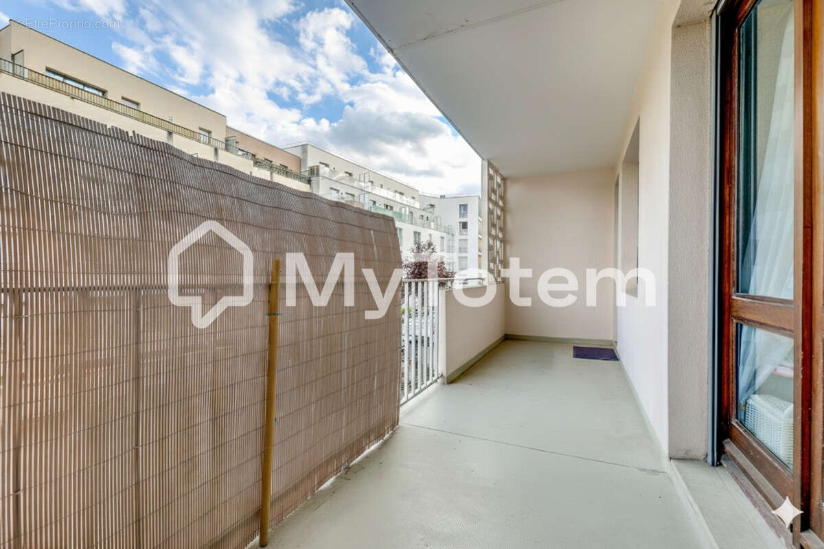 Appartement à CHAVILLE