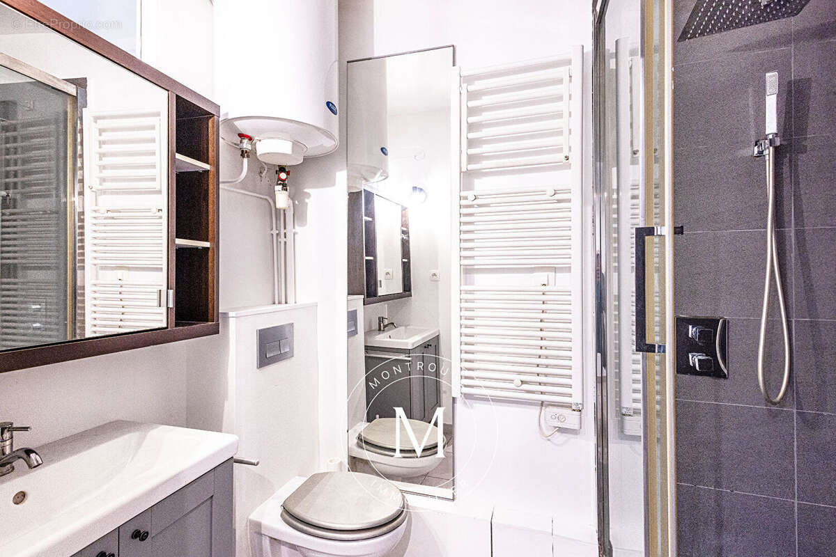 Appartement à PARIS-15E