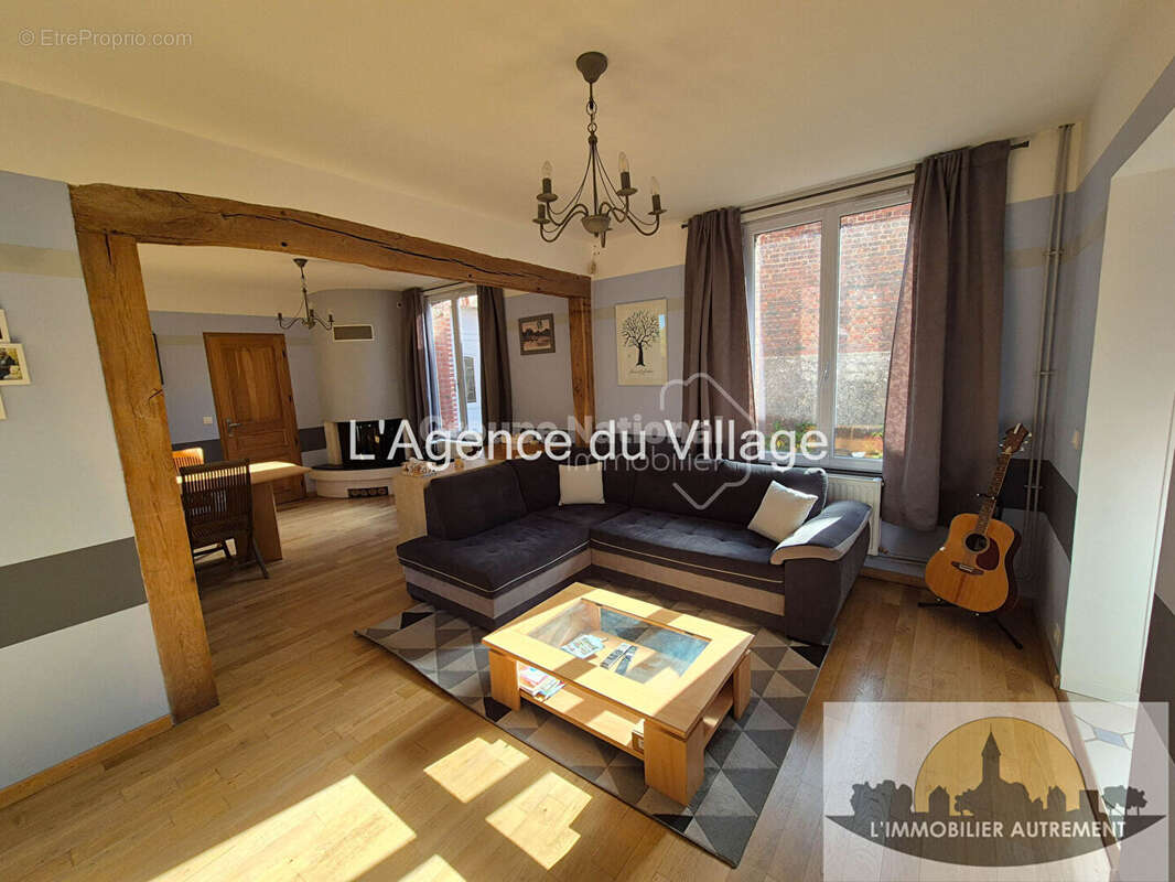 Maison à SAINTE-GENEVIEVE