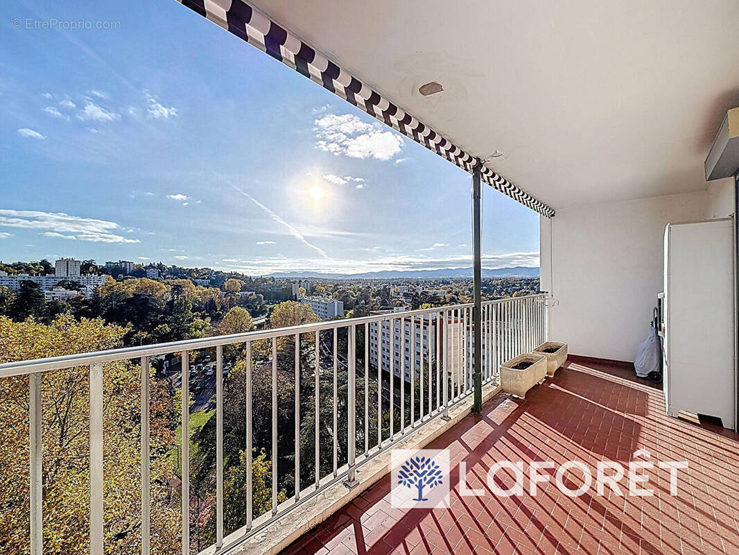 Appartement à LYON-9E