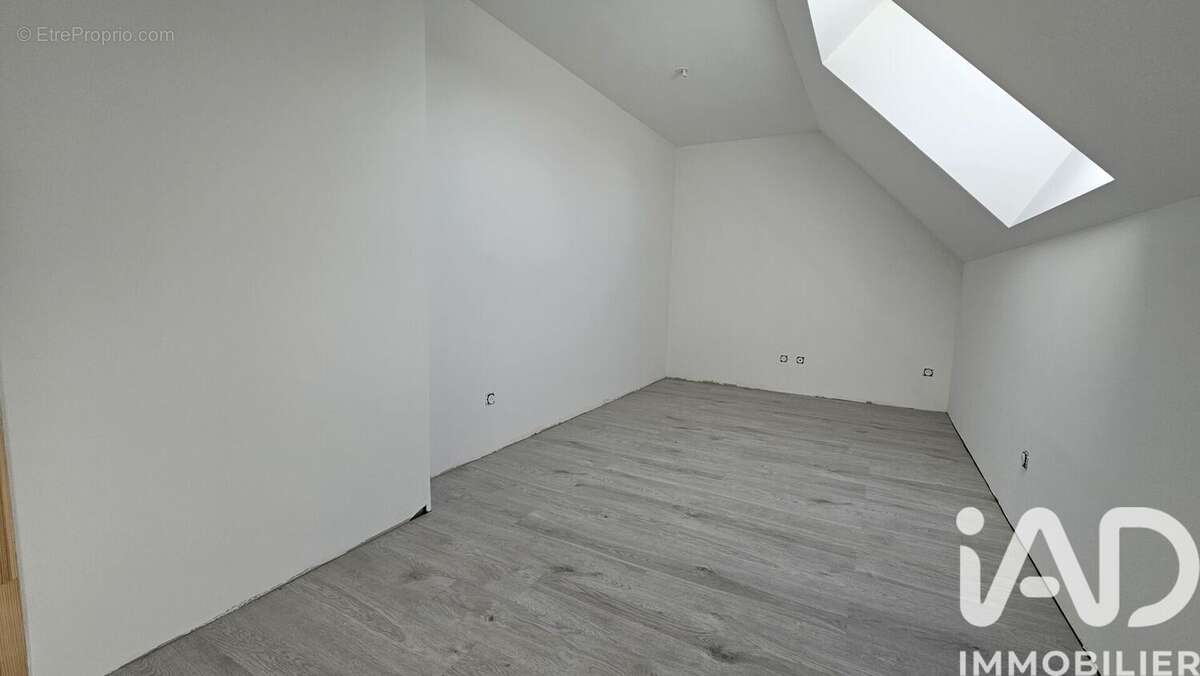 Photo 5 - Maison à VILLEBLEVIN