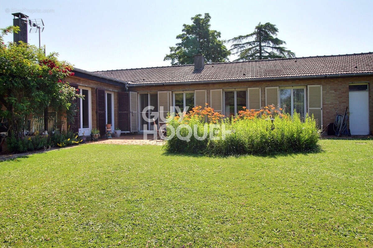 Maison à SIN-LE-NOBLE