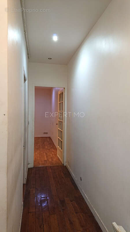 Appartement à PARIS-14E