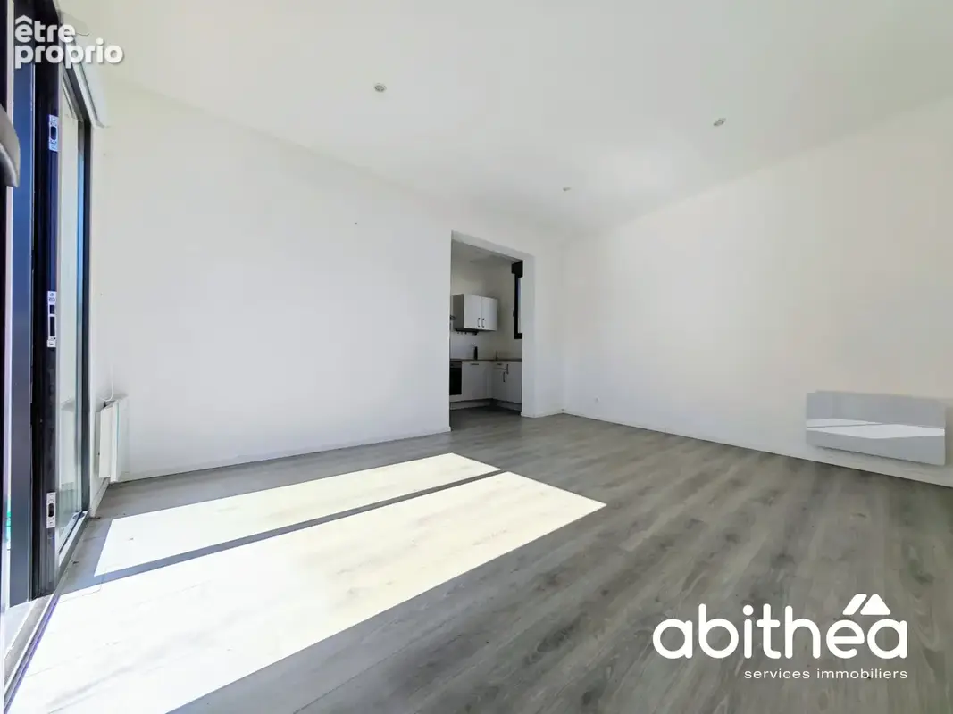 Libourne   l'épinette : une petite maison de charme, entièrement rénovée au prix d’un appartement ! - photo 4