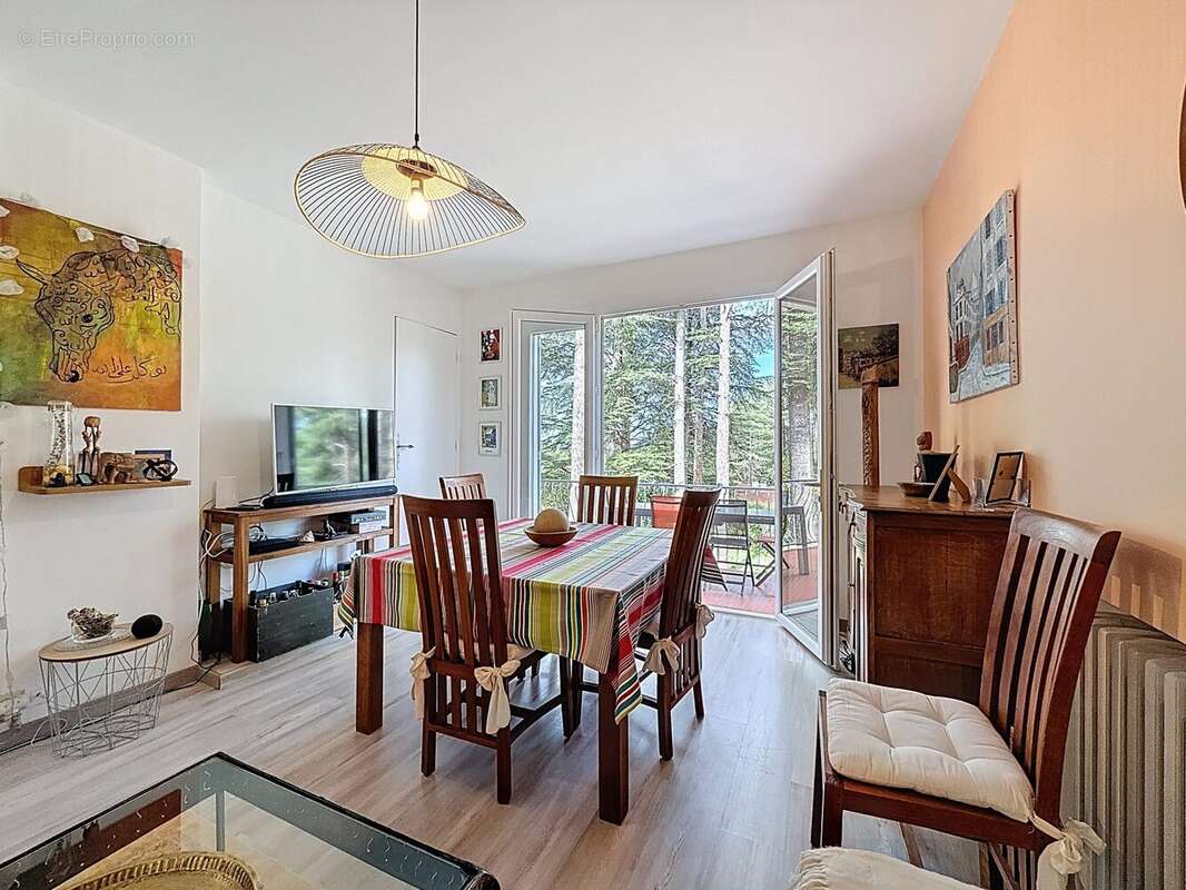 Maison à LES BRUNELS