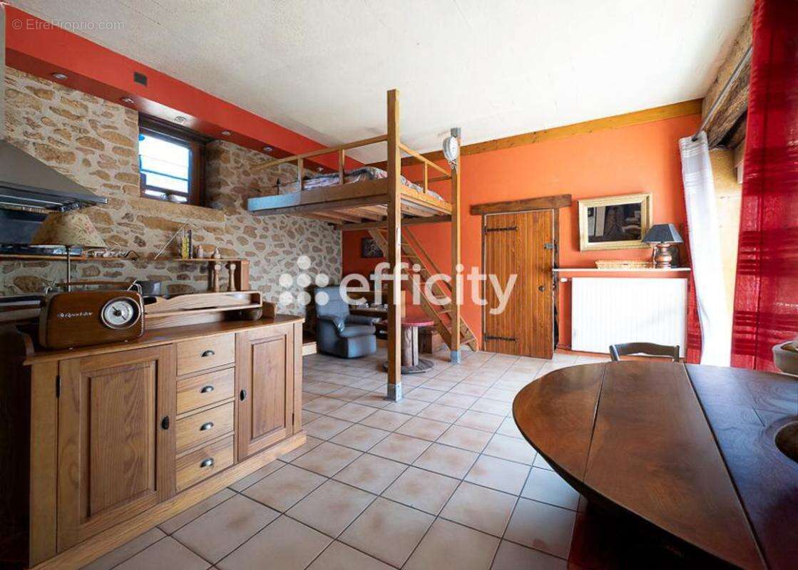 Maison 183 m² à Saint-Germain-Sur-L'arbresle  - photo 12