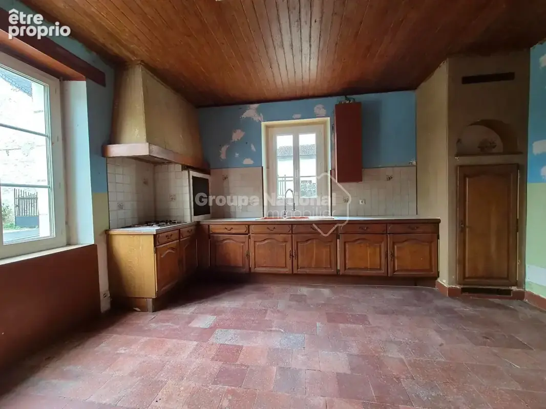 Maison en tuffeau à rénover Charme et authenticité en Touraine - photo 4