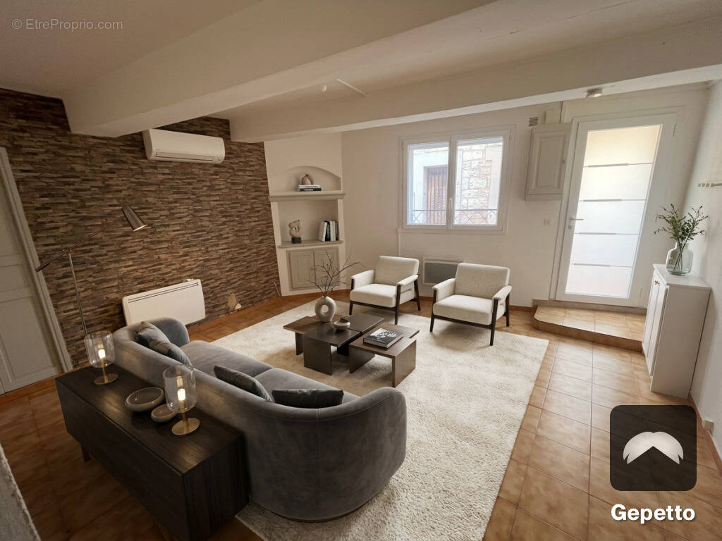 Appartement à MAUGUIO