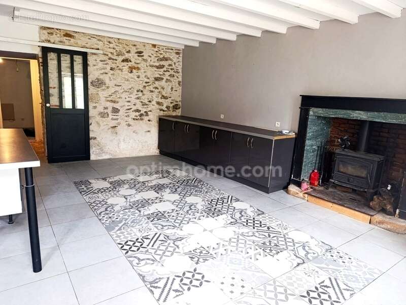 Maison à MOUILLERON-EN-PAREDS
