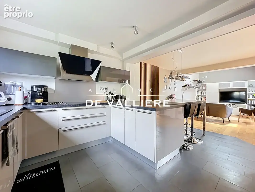 Rueil Malmaison - Côteaux - Maison 6 pièces 4 chambres - photo 5