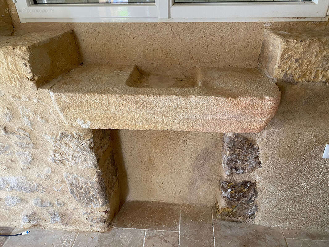 Maison à LES EYZIES-DE-TAYAC-SIREUIL