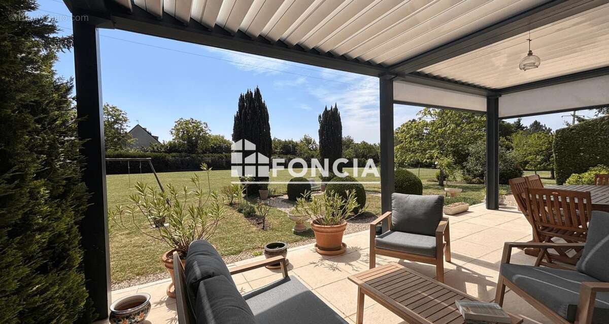Maison à LA CROIX-EN-TOURAINE