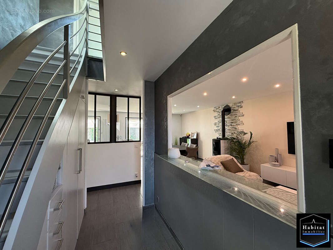 Maison à NANTEUIL-LE-HAUDOUIN