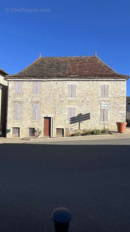 Maison à LIVERNON