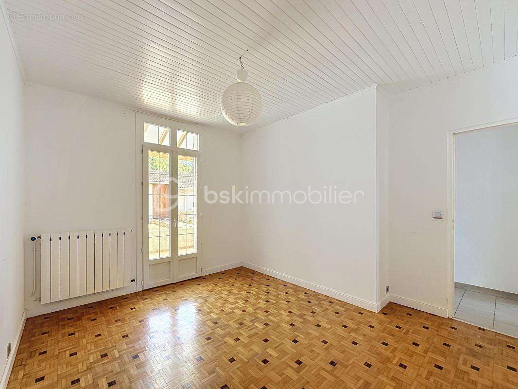 Maison familiale de 110 m² avec 3 chambres, jardin intime et aucun vis-à-vis - photo 8
