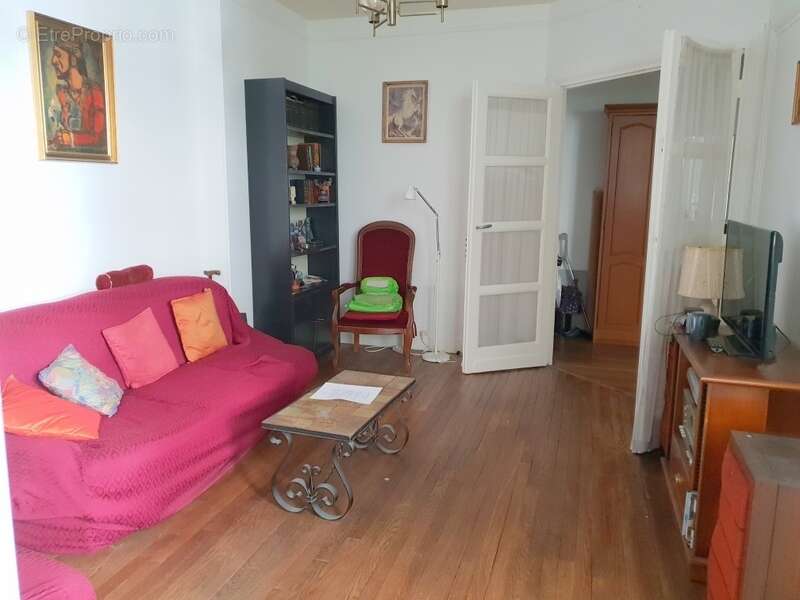 Appartement à ISSY-LES-MOULINEAUX