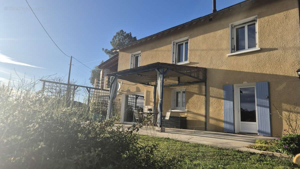 Maison 180 m² à Sarlat-La-Caneda  - photo 6