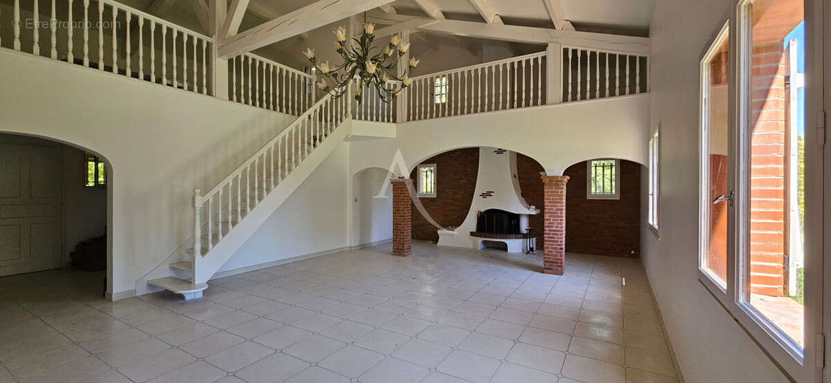 Maison à CASTELMAUROU