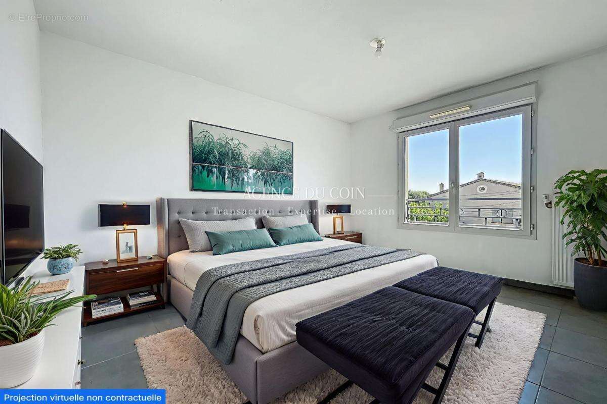 Appartement à LE MUY