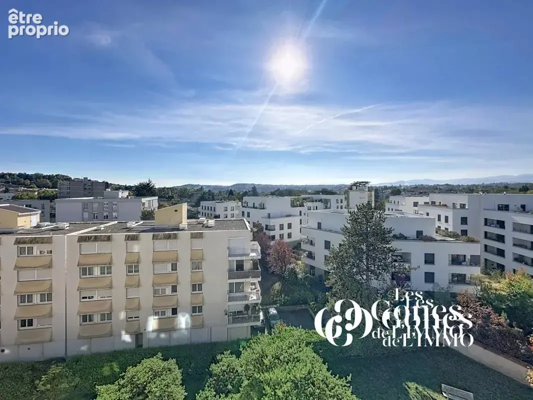 Tassin-la-Demi-Lune   Bel appartement lumineux avec vue déga - photo 1