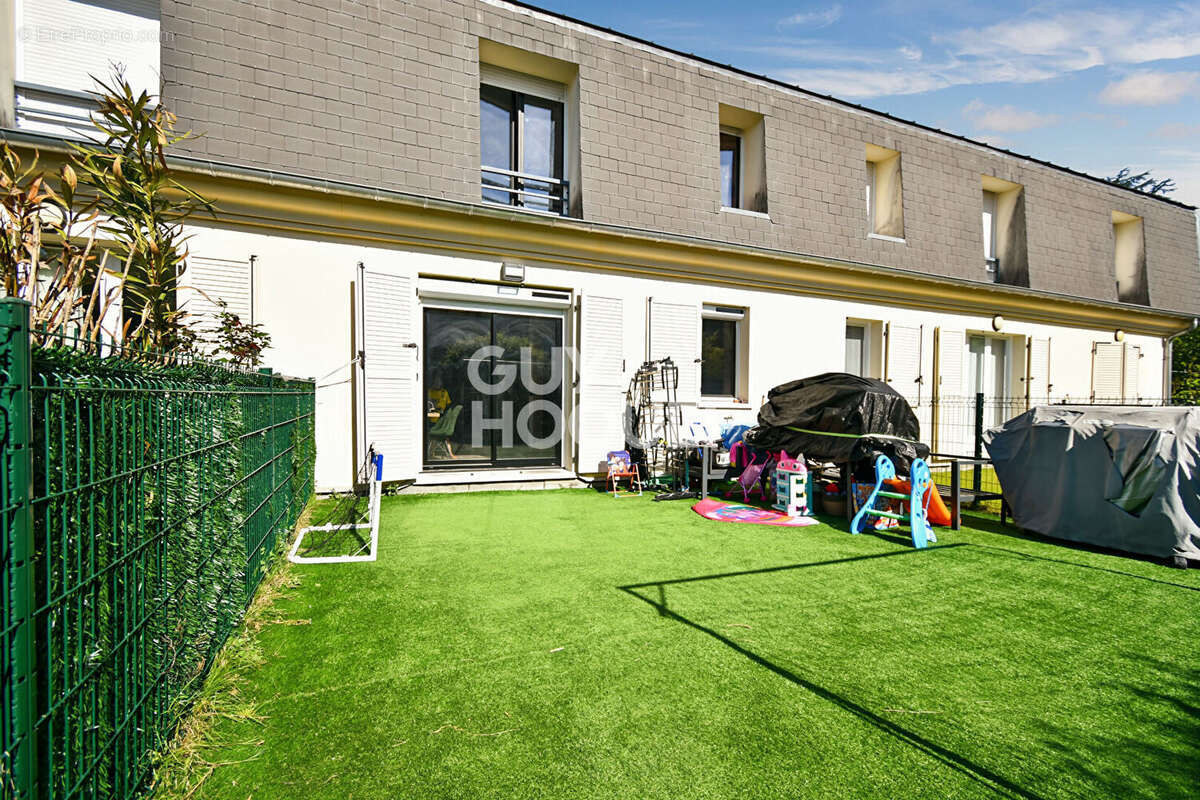 Appartement à GRETZ-ARMAINVILLIERS