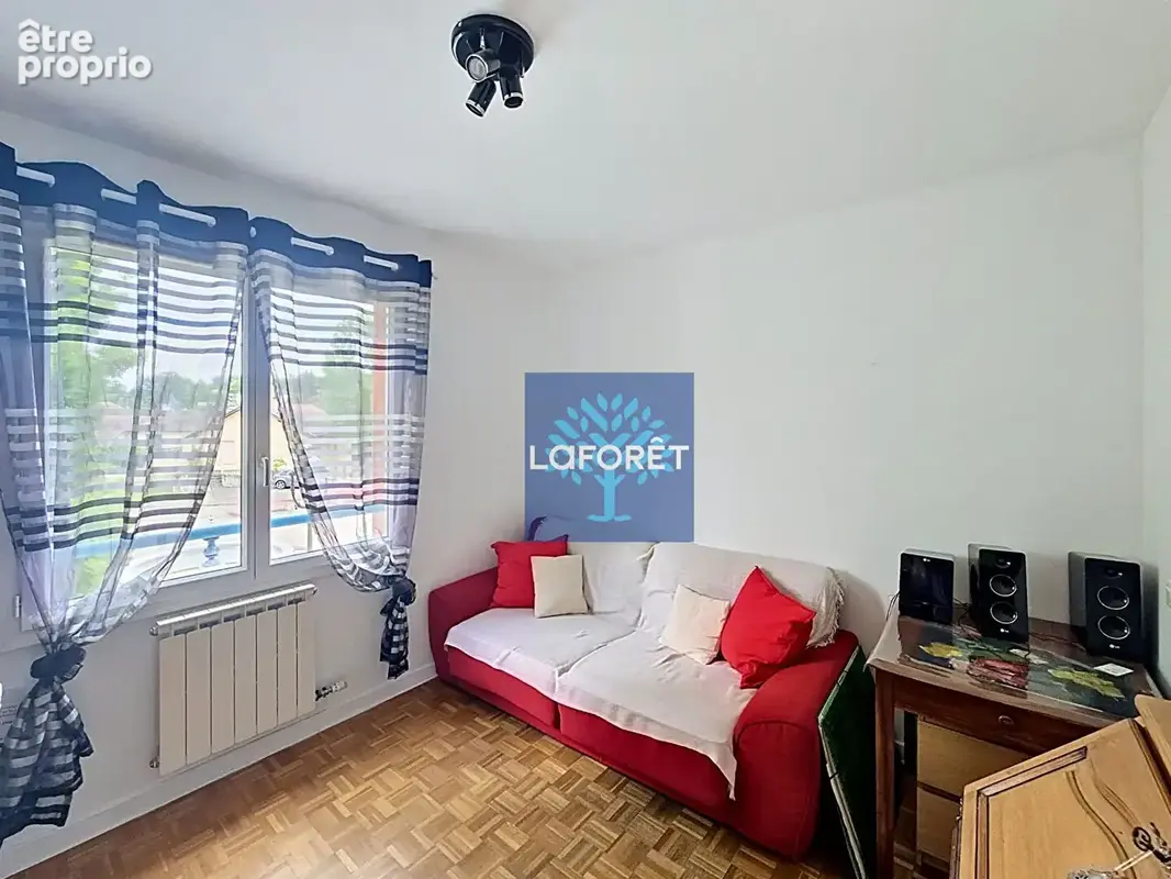 Chaponnay hyper centre - t5 en duplex 105m² - photo 5