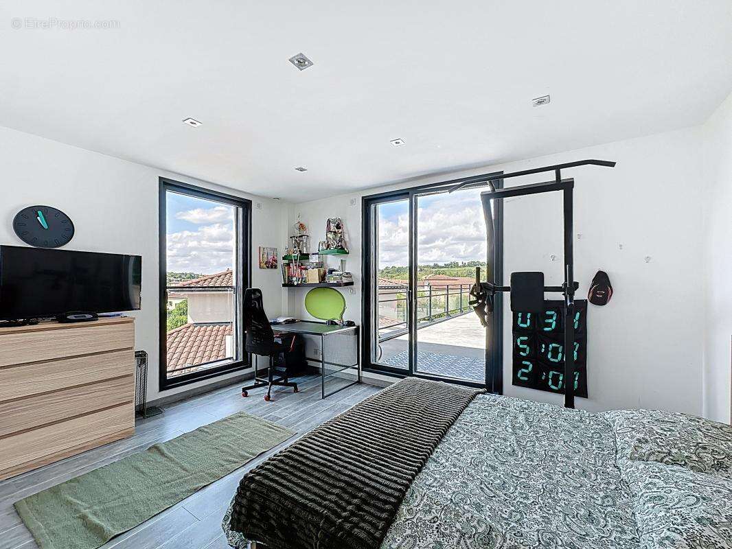 Maison à SAINT-SYMPHORIEN-D&#039;OZON