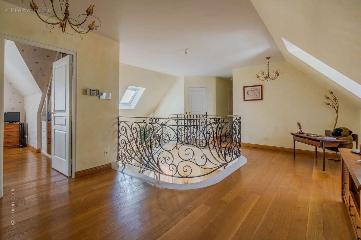 Maison à CHANTILLY