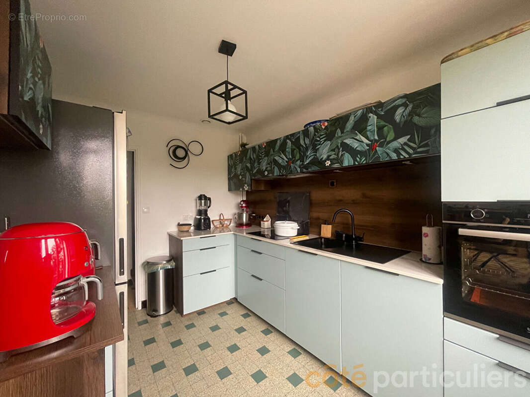 Maison à CHEZAL-BENOIT