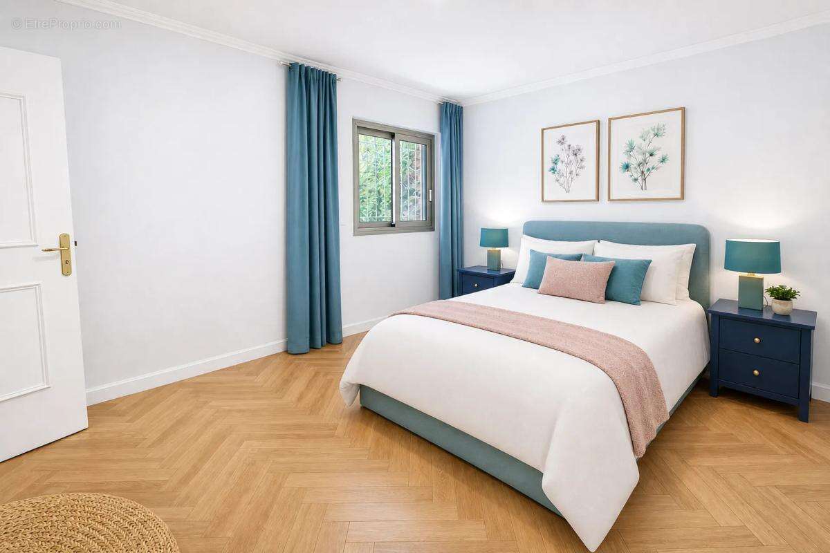 Bien rare à Antibes : appartement-villa avec jardin privé - photo 11