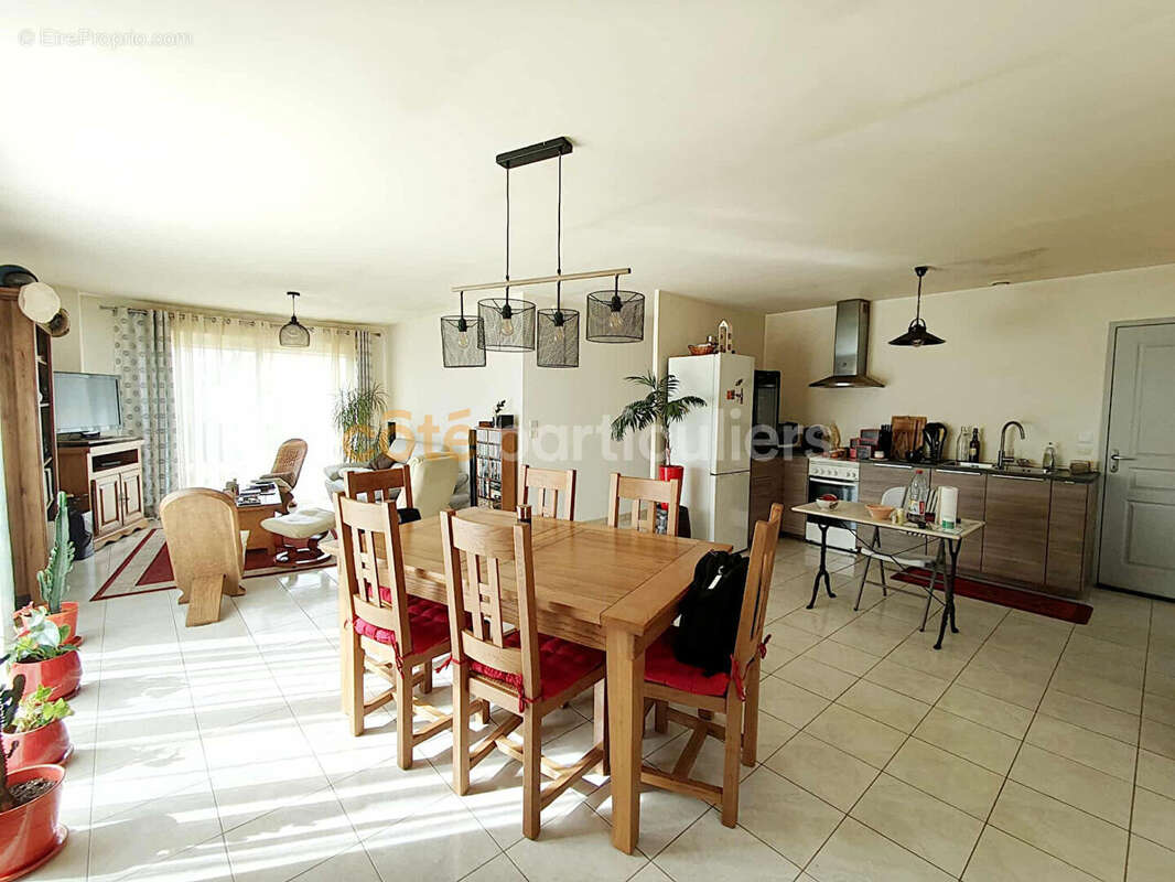 Maison à CESNY-AUX-VIGNES