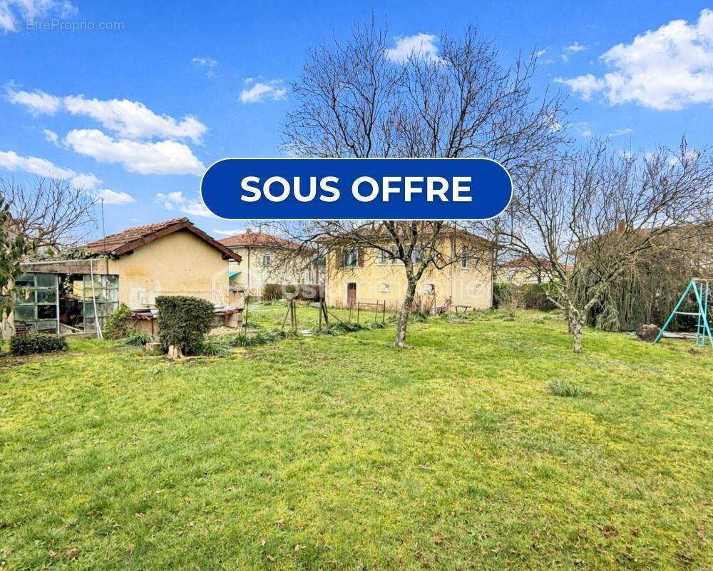 Maison à DECINES-CHARPIEU