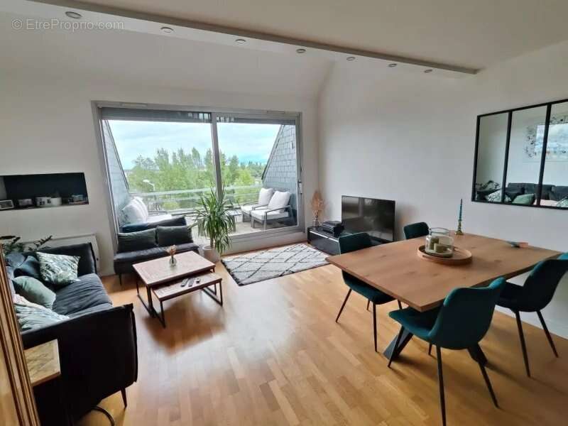 Appartement à SAINT-SEBASTIEN-SUR-LOIRE