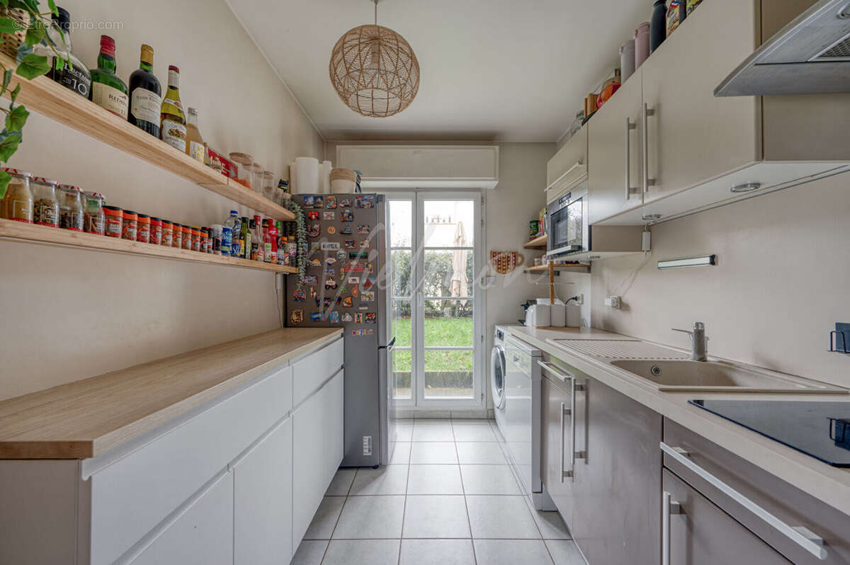 Appartement à LE PLESSIS-ROBINSON