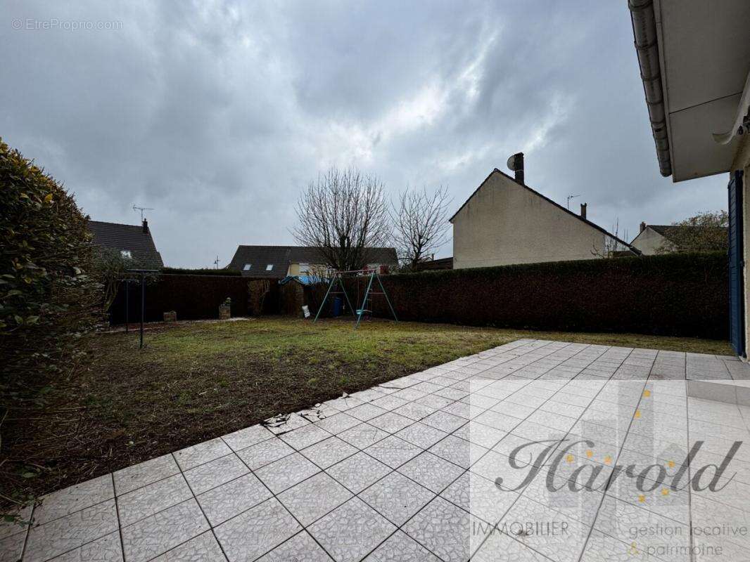 titre - Maison à POULAINVILLE