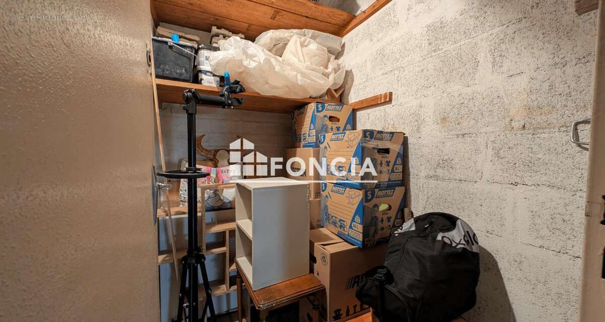 Appartement à CHILLY-MAZARIN