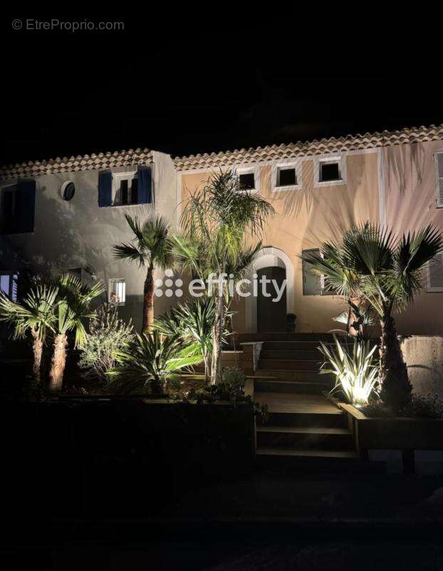 Maison à GRIMAUD